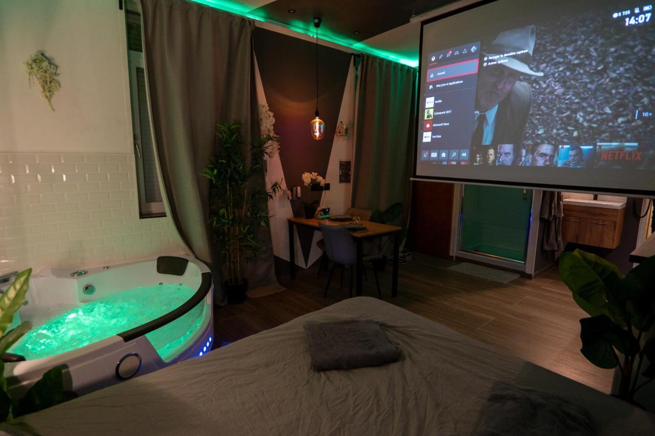 Capsule Color Deluxe Balneo I Ecran Home Cinema I Console De Jeux Trith-Saint-Leger ภายนอก รูปภาพ