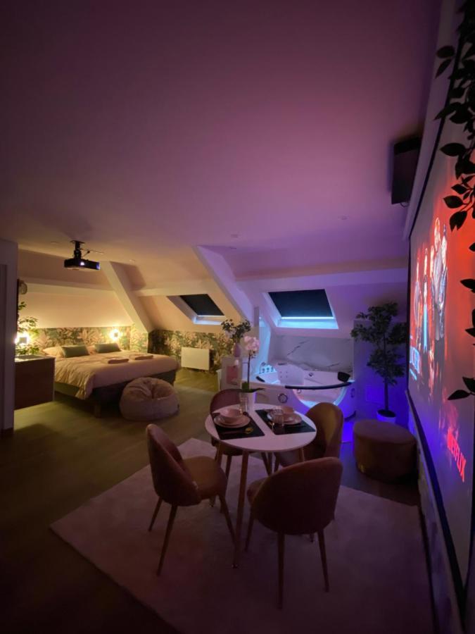 Capsule Color Deluxe Balneo I Ecran Home Cinema I Console De Jeux Trith-Saint-Leger ภายนอก รูปภาพ